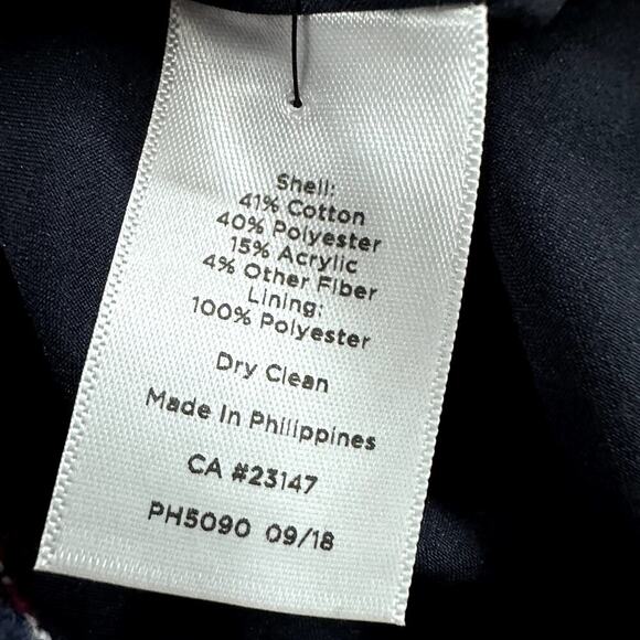 Talbots NWT Women's Size 4P Pencil Skirt Front Buttons Raw Hem Lined Geometric - Picture 11 of 11